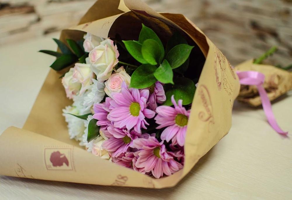 Букет цветов из: Розы и Хризантемы в Богословке Пензенской области