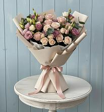 Букет цветов из:  Розы и Лизиантусы в Богословке Пензенской области