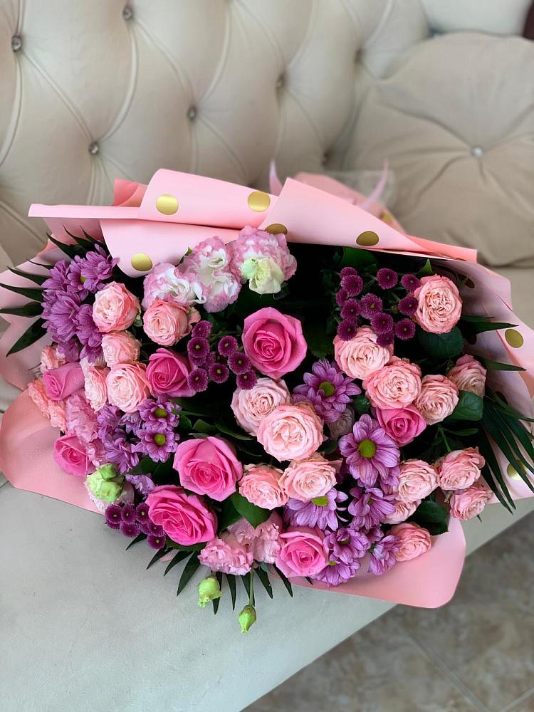 Букет цветов из: Хризантемы, Розы и Лизиантусы в Богословке Пензенской области