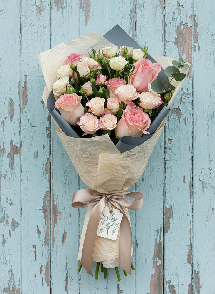 Букет цветов из: Розы в Богословке Пензенской области