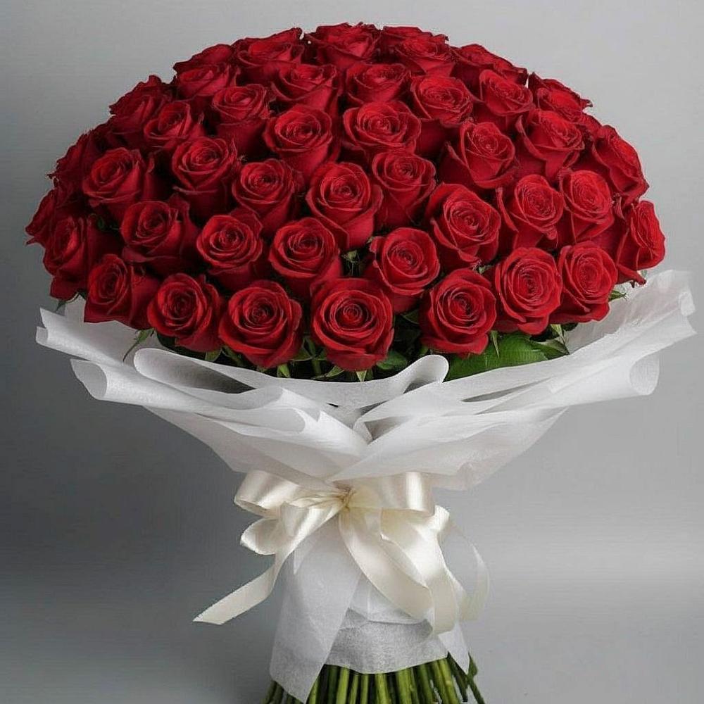 Букет 101 Красная роза Блэк Мэджик в Богословке Пензенской области