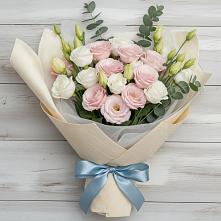 Букет цветов из:  Лизиантусы в Богословке Пензенской области