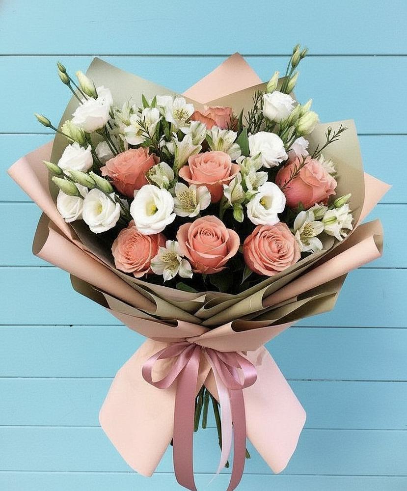 Букет цветов из: Розы, Альстромерии и Лизиантусы в Богословке Пензенской области