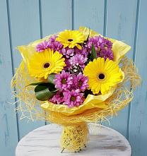 Букет цветов из:  Хризантемы и Герберы в Богословке Пензенской области