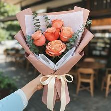 Букет цветов из:  Розы в Богословке Пензенской области