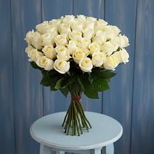 Букет 51 Белая роза Эдлесс Лав в Богословке Пензенской области
