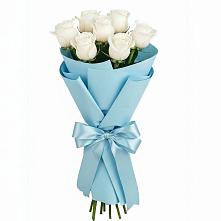 Букет 7 белых роз Проуд в Богословке Пензенской области