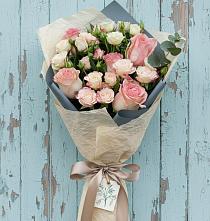 Букет цветов из:  Розы в Богословке Пензенской области