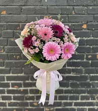 Букет цветов из:  Герберы и Хризантемы в Богословке Пензенской области