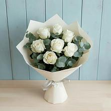 Букет Белые розы в Эвкалипте в Богословке Пензенской области