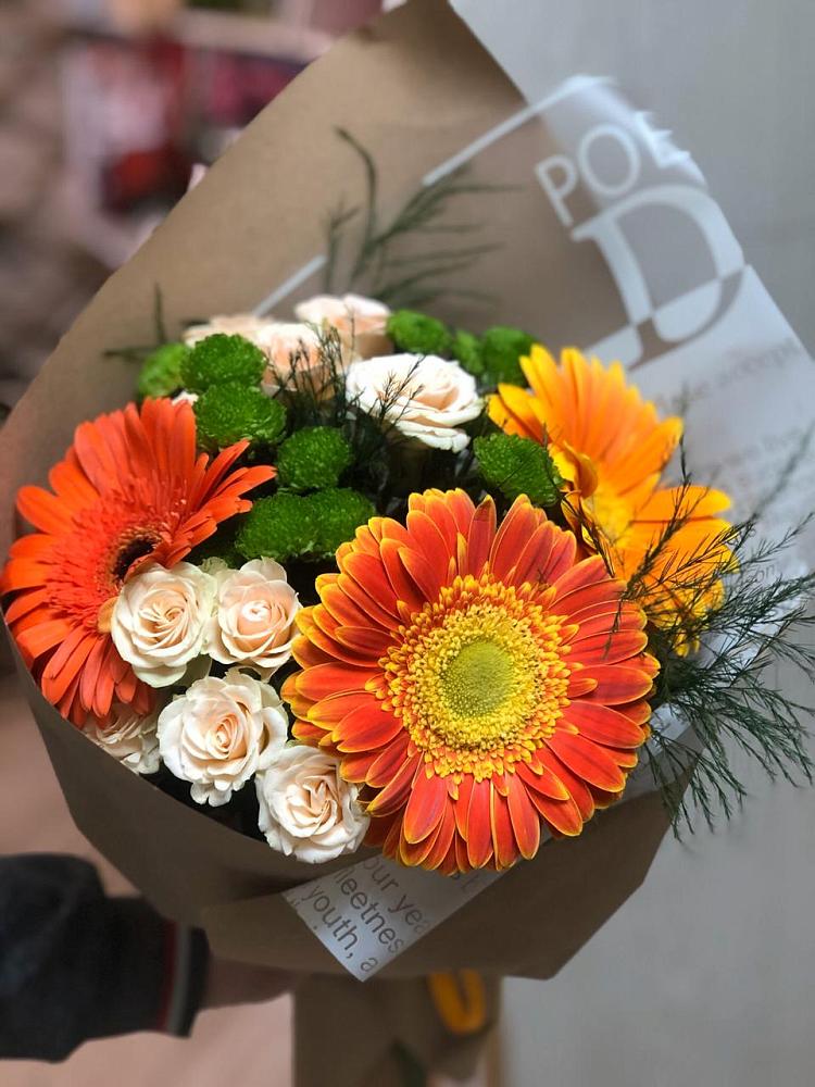 Букет цветов из: Герберы, Хризантемы и Розы в Богословке Пензенской области