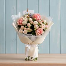 Букет цветов из:  Розы в Богословке Пензенской области