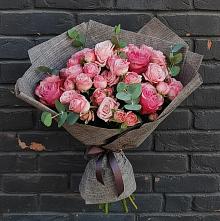 Букет цветов из:  Розы в Богословке Пензенской области