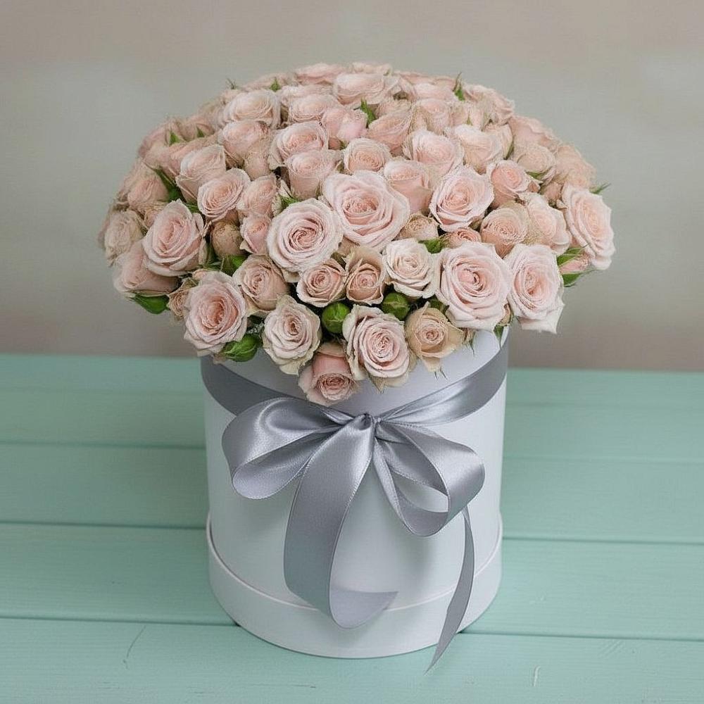 Цветочная композиция из Розы в шляпной коробке в Богословке Пензенской области